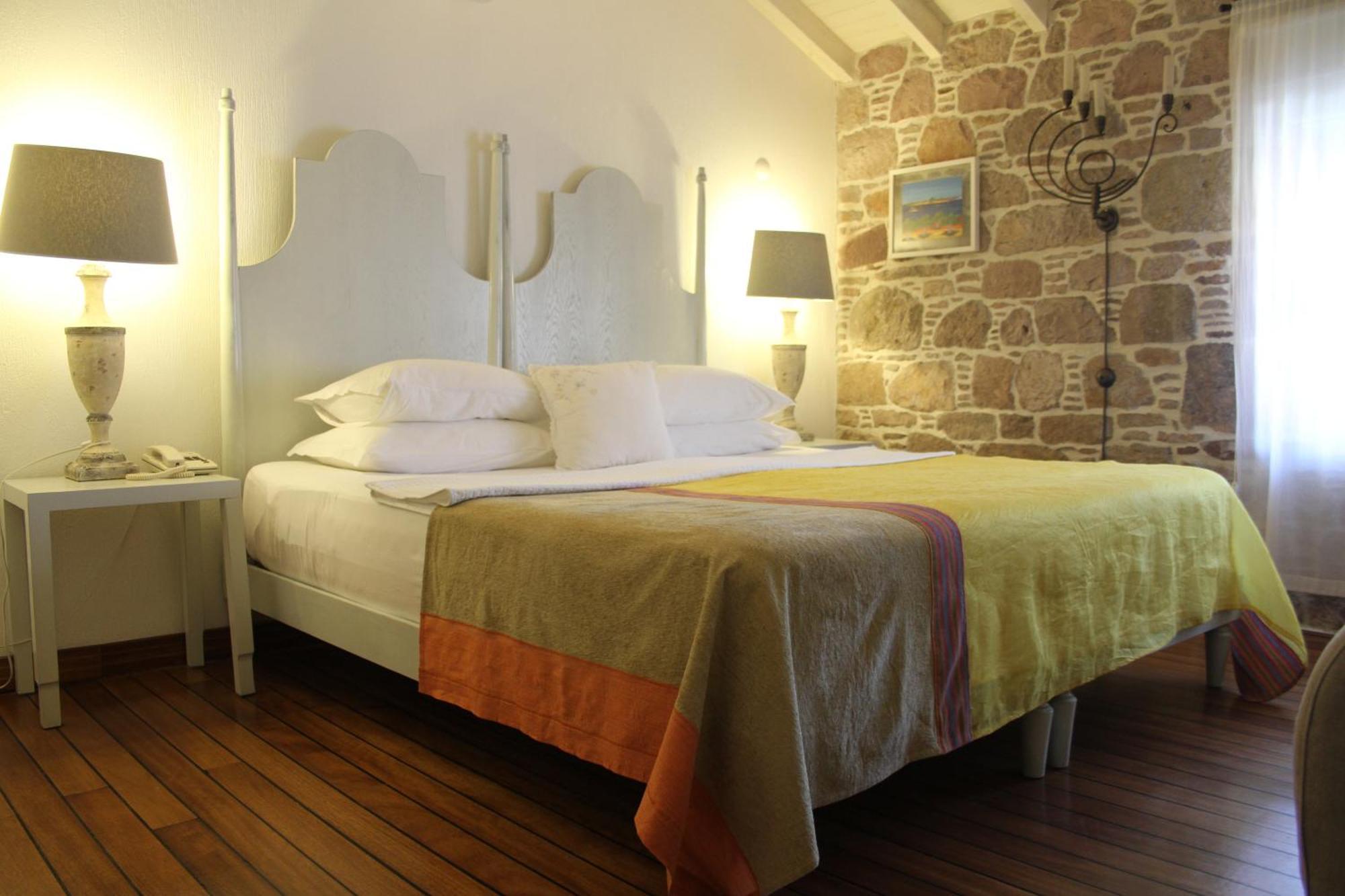 Cunda Lena Otel Ayvalik Bagian luar foto