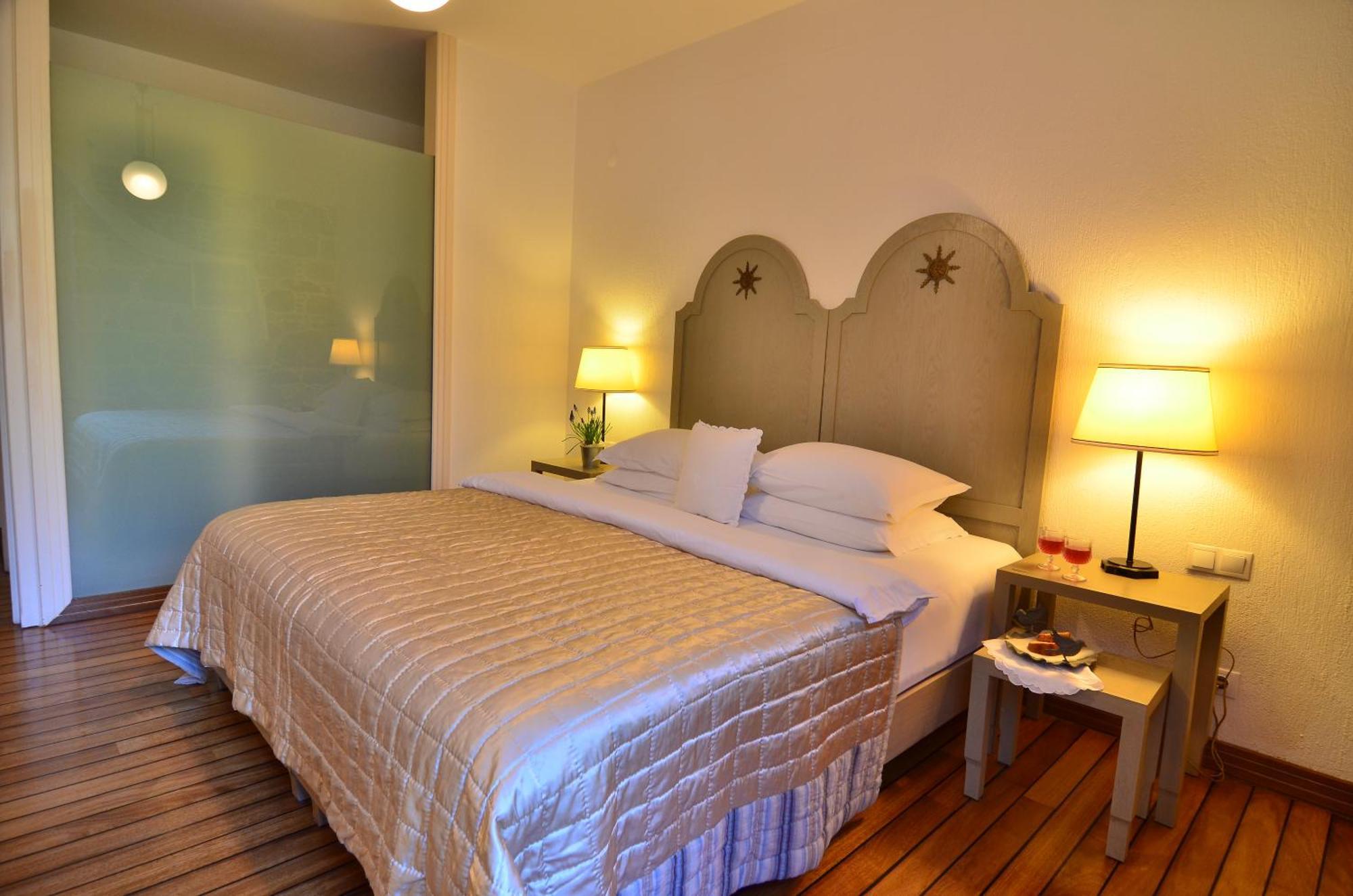 Cunda Lena Otel Ayvalik Bagian luar foto
