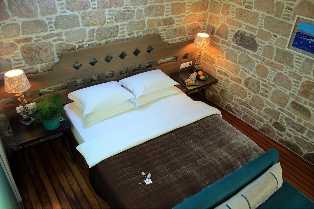 Cunda Lena Otel Ayvalik Bagian luar foto