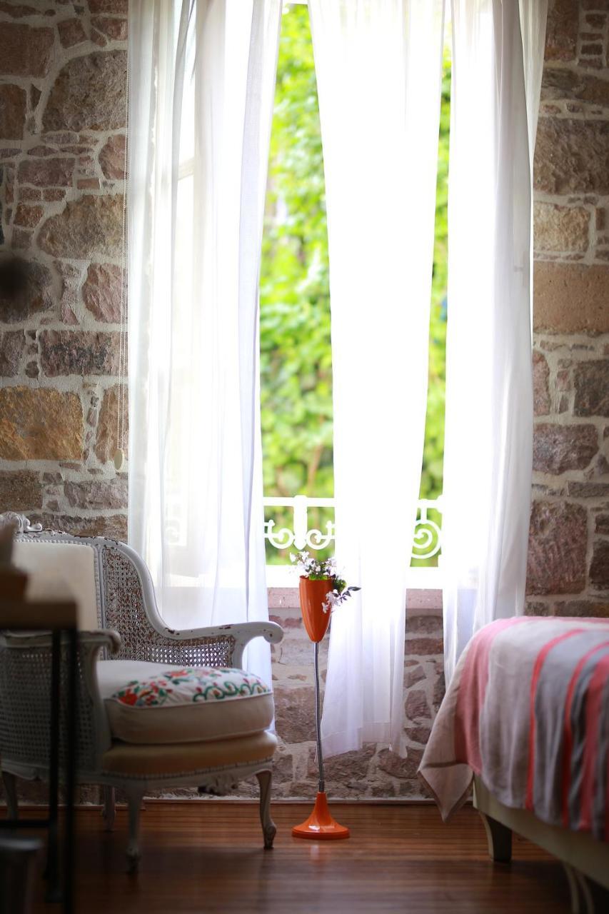 Cunda Lena Otel Ayvalik Bagian luar foto