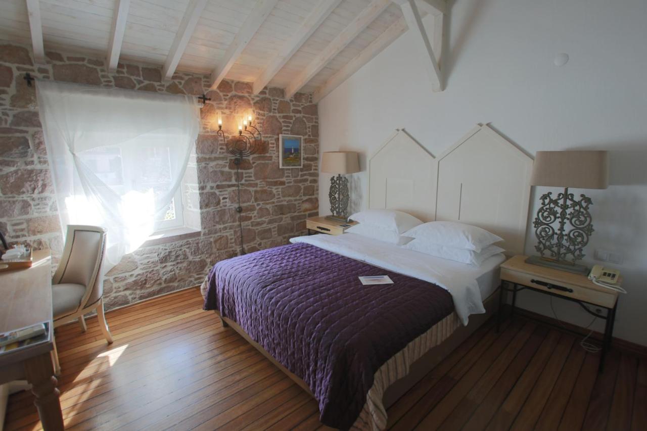 Cunda Lena Otel Ayvalik Bagian luar foto