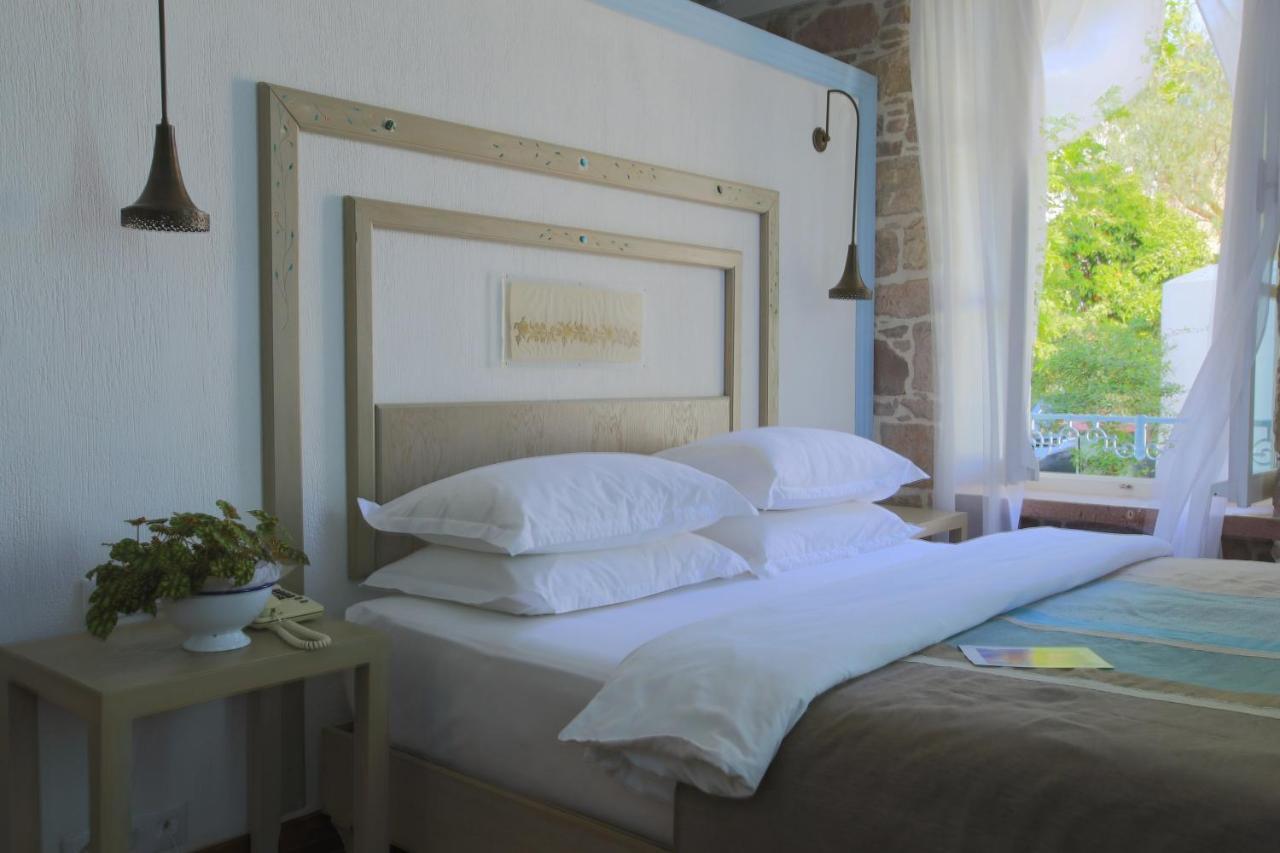 Cunda Lena Otel Ayvalik Bagian luar foto